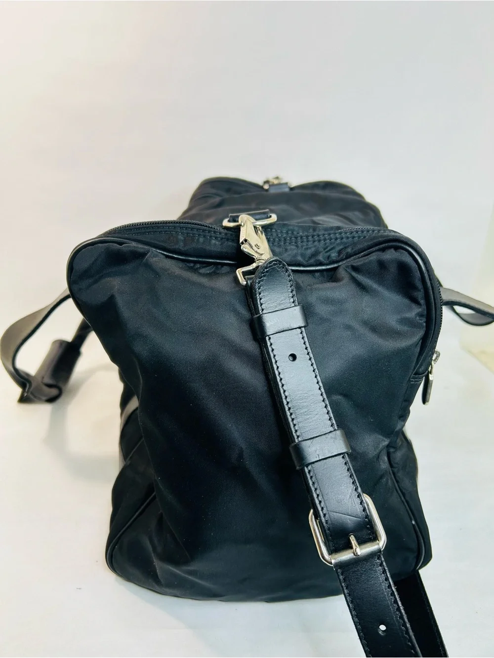 Vintage ROOTS Canada Black Leather Nylon Gym Duffle Travel Bag 20”x12”x10”